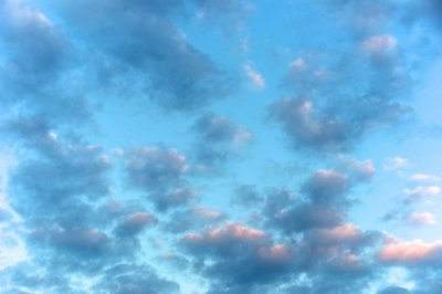 Nuages bleu_4671957709_l.jpg